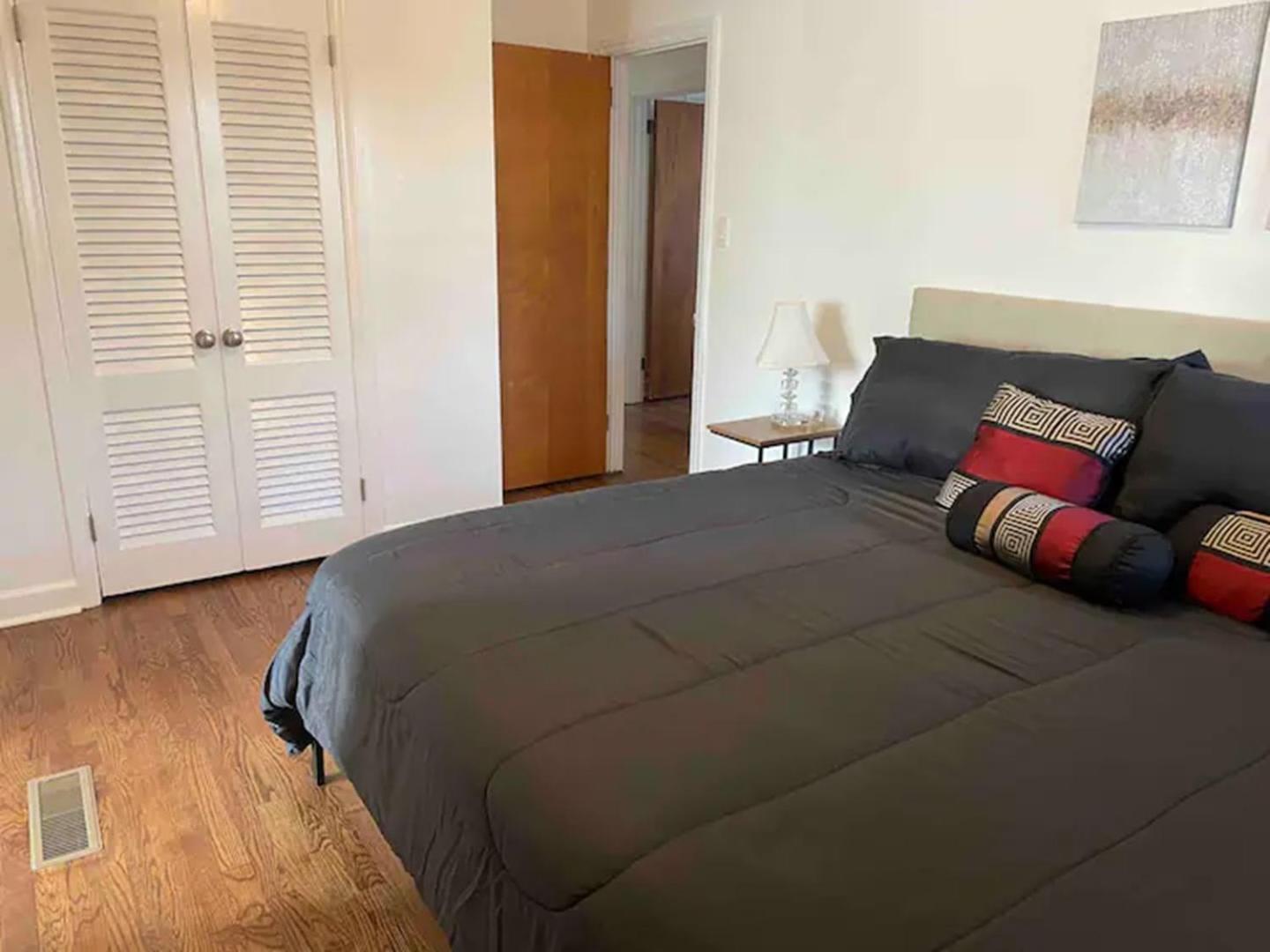Holiday home West-end Downtown - Easy Access To Airport & Jcsu Charlotte